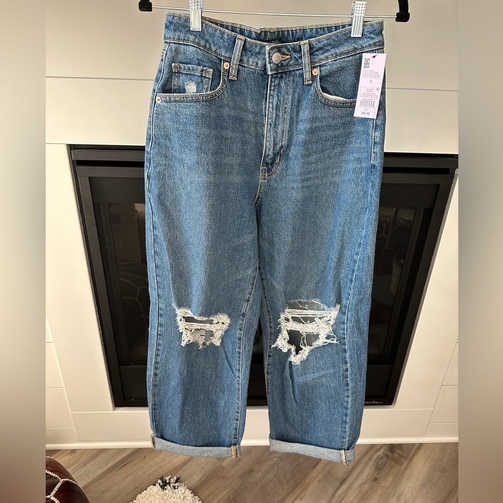 NWT WILD FABLE HIGH RISE BAGGY WIDE LEG JEAN SIZE 6